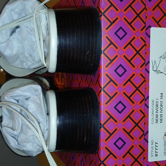 Tory Burch Sandals - Picture 6 of 7